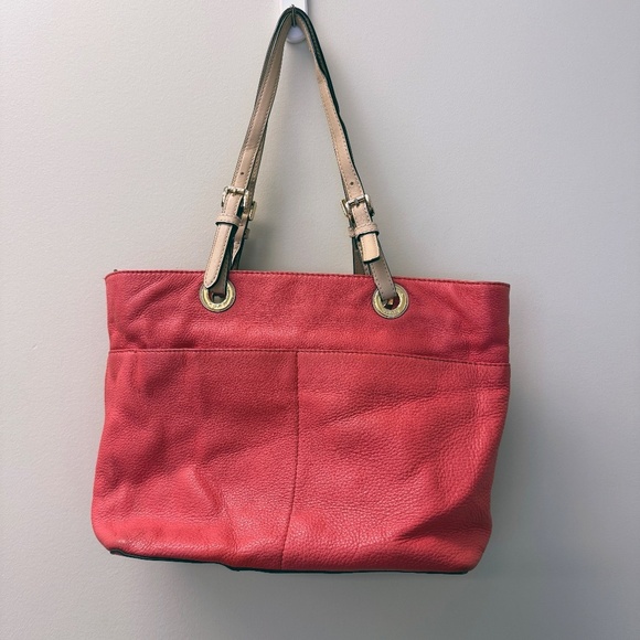 Michael Kors Bedford Tote – Coral Pebbled Leather - Picture 3 of 13